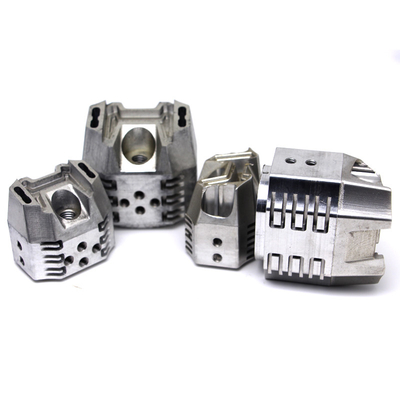 금속 부품류를 분쇄하는 정밀 CNC 알루미늄 부분 슬리버 CNC